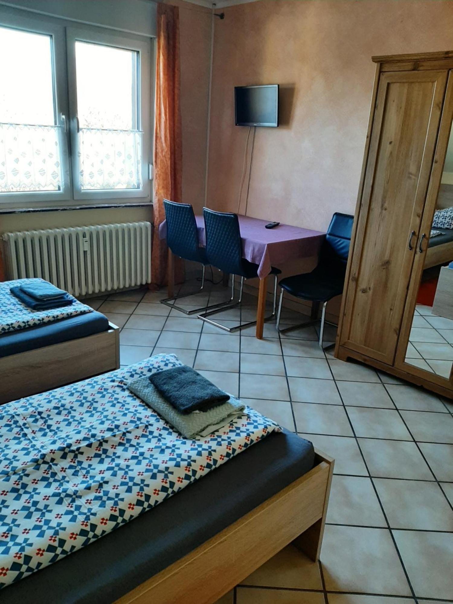 Haus Roseneck-Pension Am Stadtrand Borchen ห้อง รูปภาพ