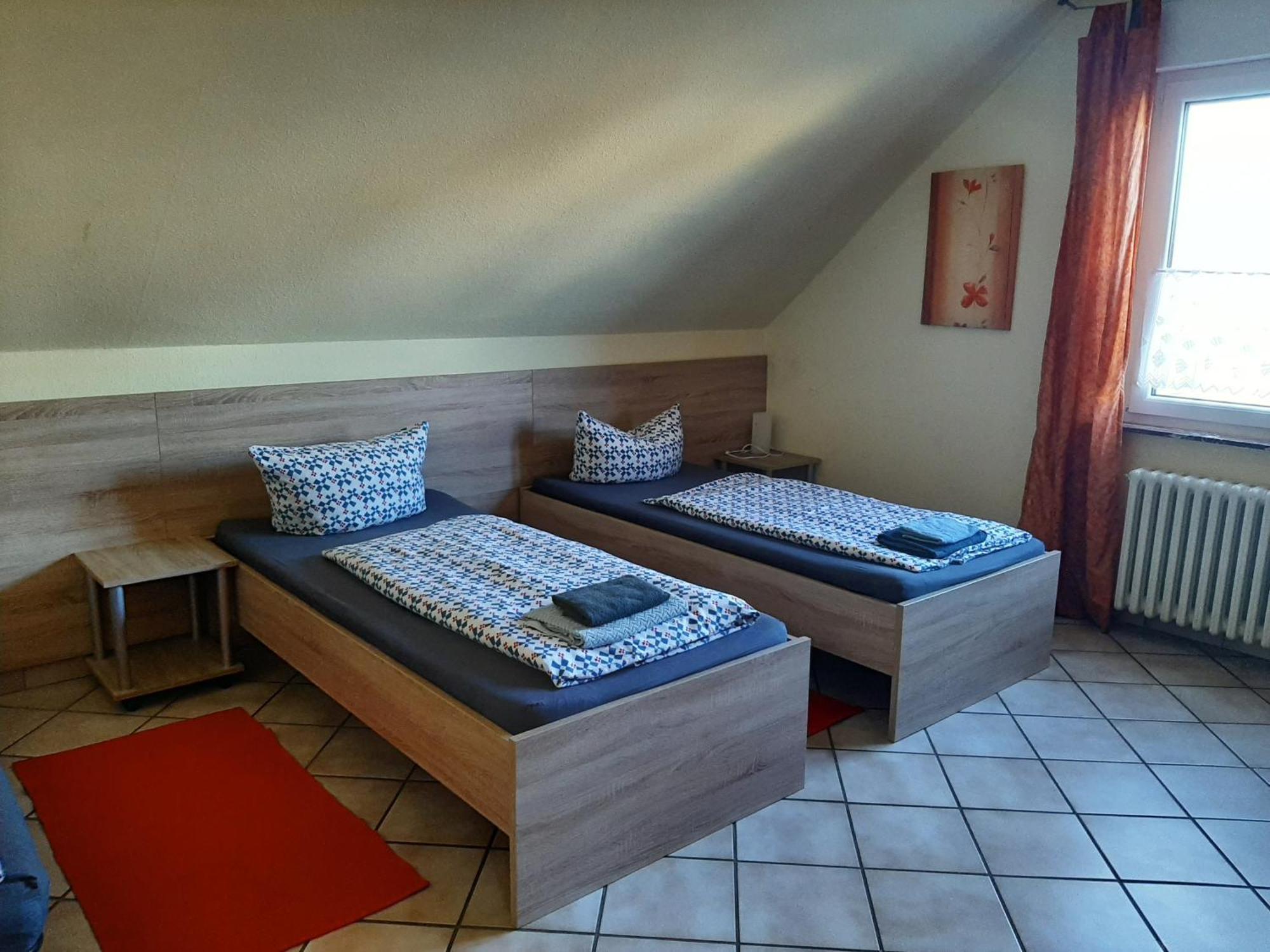 Haus Roseneck-Pension Am Stadtrand Borchen ห้อง รูปภาพ
